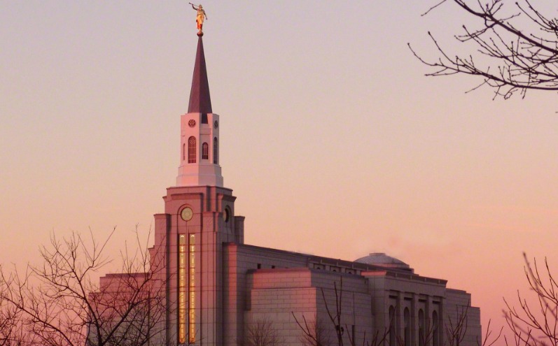 Більш близький погляд на поширені символи храмів СПД